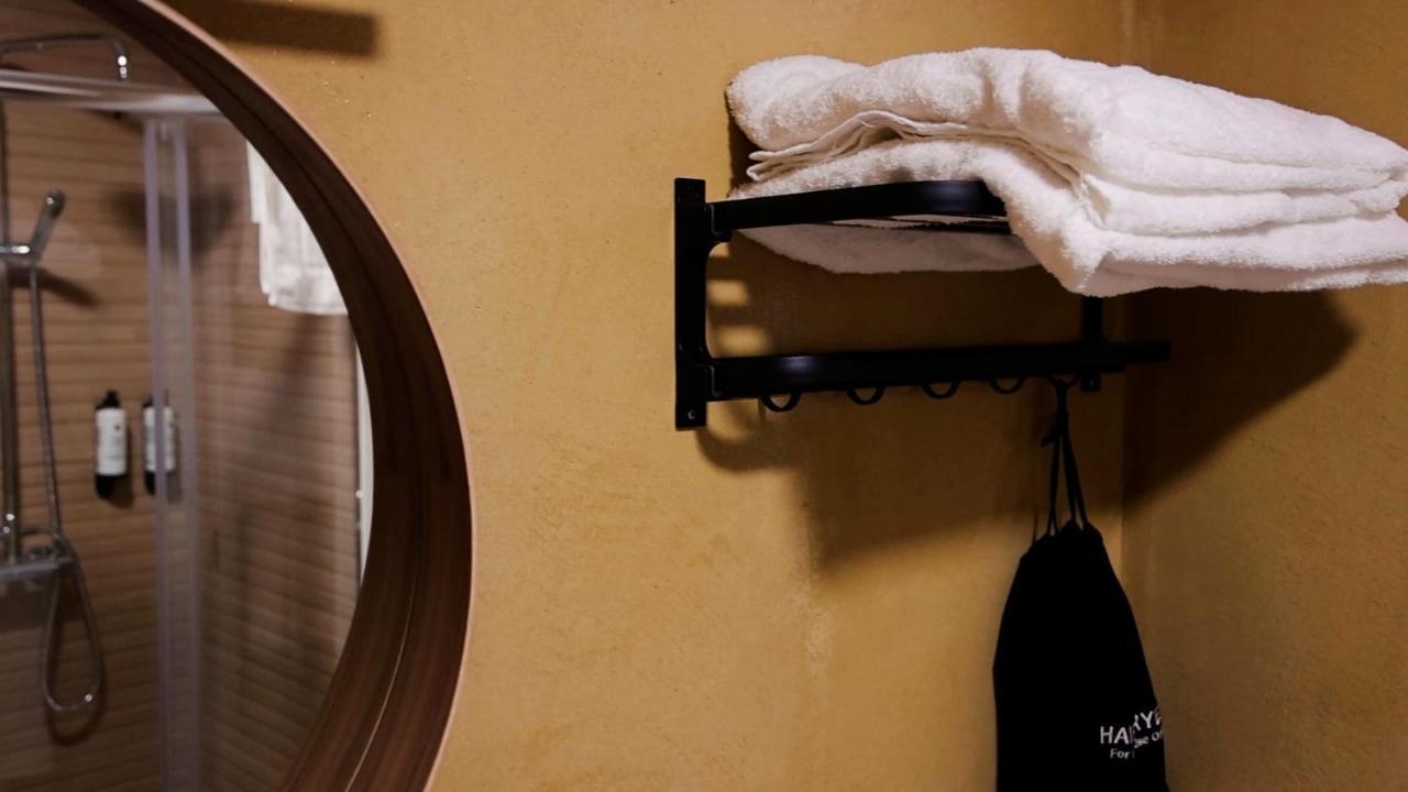 Hotel Los Alamos Boutique Пласенсия Екстериор снимка