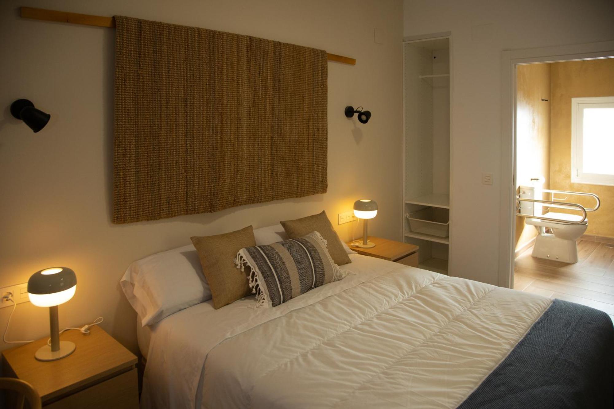 Hotel Los Alamos Boutique Пласенсия Екстериор снимка